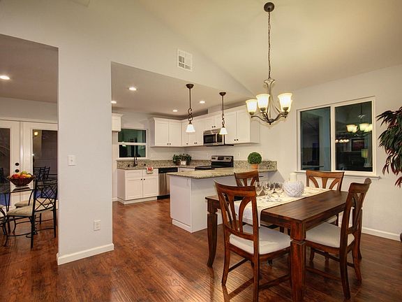3rd image of 2826 Hyannis Way