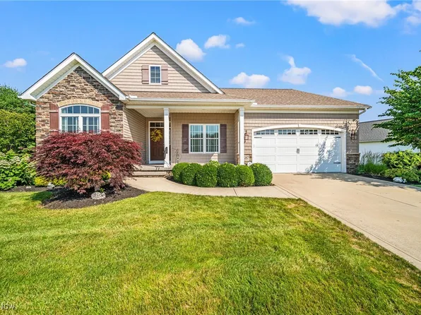8687 Prairie Grass Ln, Mentor, OH 44060