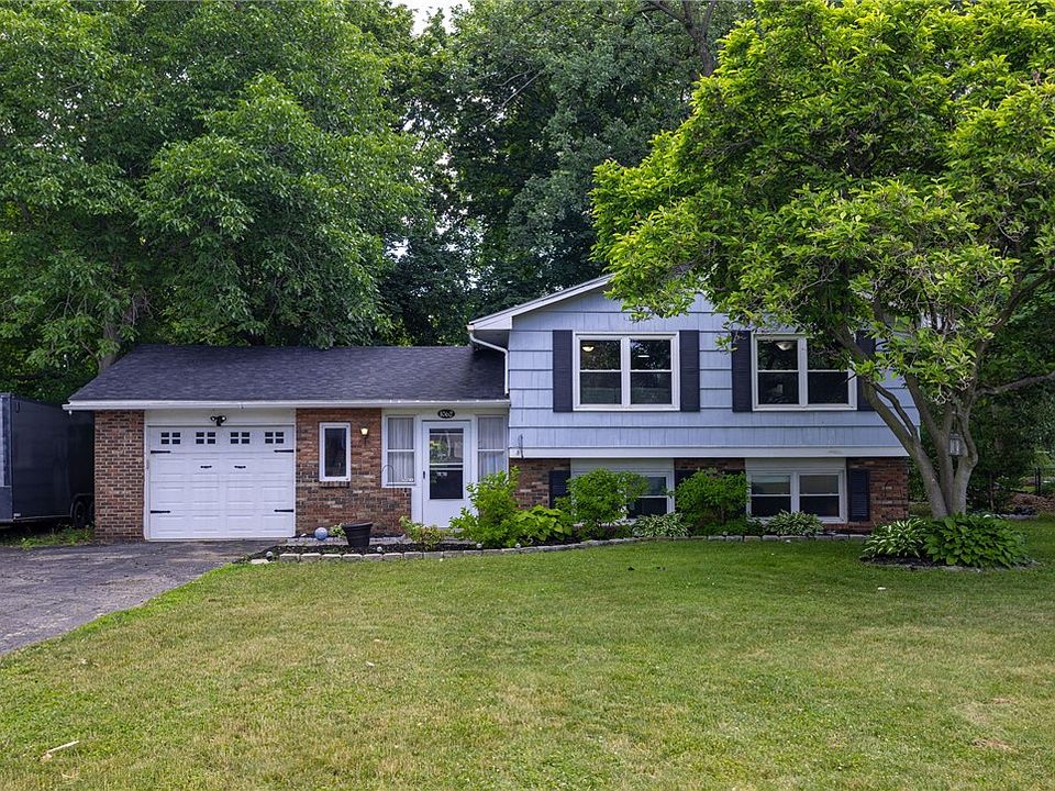 1st image of 1062 Long Pond Rd
