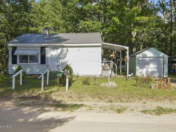 2nd image of 9612 S Wildwood Blvd