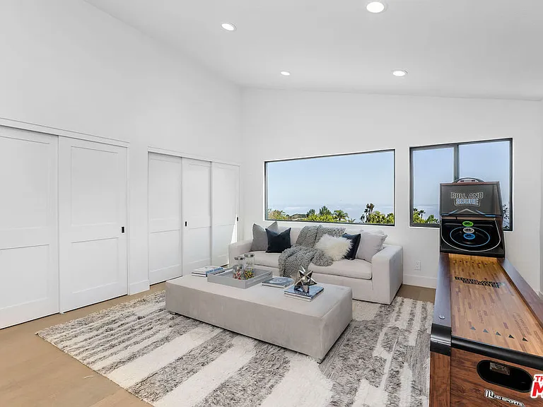 23458 W Moon Shadows Dr — Photo 20