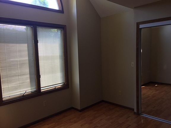5th image of 4805 Woodmark Ct