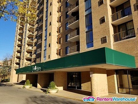 2nd image of 4500 S 4 Mile Run Dr APT 506