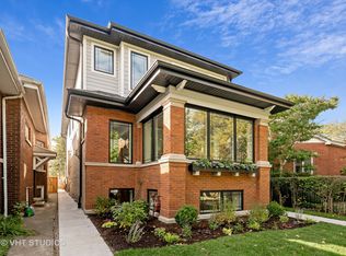 2737 W Sunnyside Ave, Chicago, IL 60625