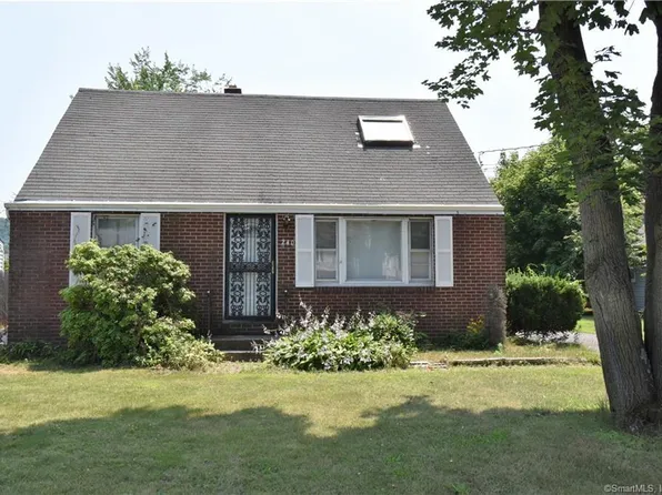 240 Farmington Avenue, Plainville, CT 06062