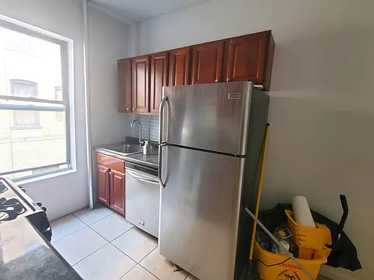 Rented by Lang Realty LLC | media 1