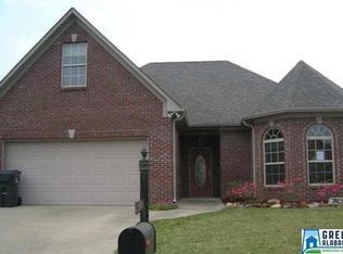 3041 Highview Ln, Calera, AL 35040