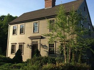 916 Chase Rd, Lunenburg, MA 01462