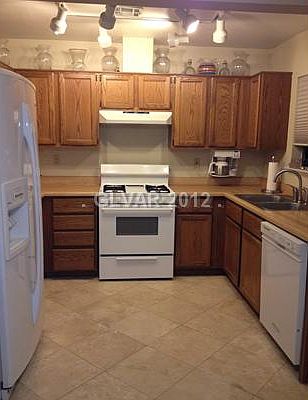 3rd image of 4633 Wheatley Ct