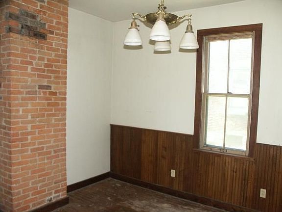 2nd image of 707 S 17th Ave