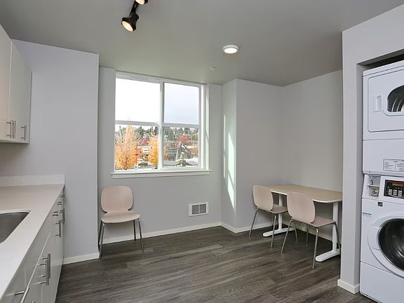 2nd image of 3268 SW Avalon Way #567bb04de
