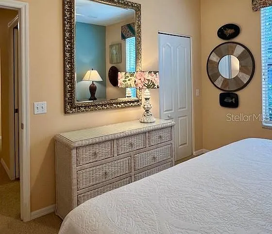 9611 Castle Point Dr #916 — Photo 44