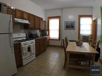 Rented by Bond New York