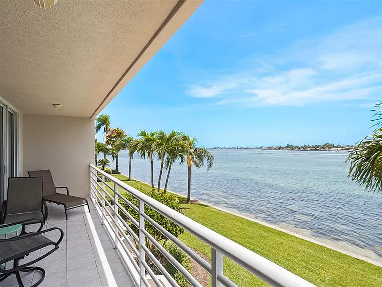 6093 Bahia Del Mar Cir #277 — Photo 16