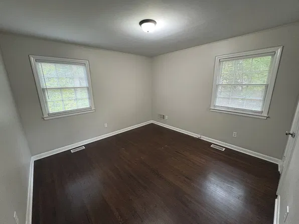 614 Owen Blvd #5, Charlotte, NC 28213