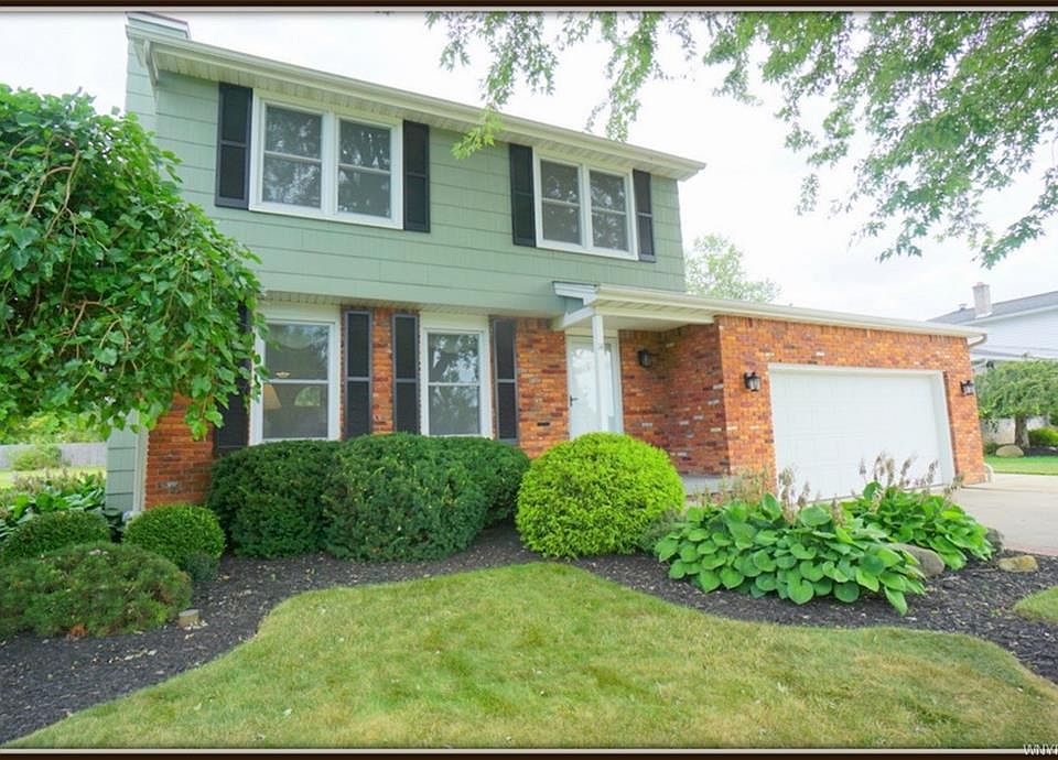 1st image of 14 Rollingwood Dr
