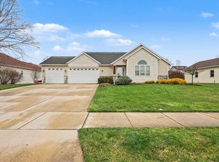 1783 Planters Row Dr SW, Byron Center, MI 49315