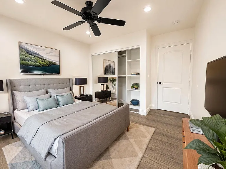 NoHo Liv Apartments — Photo 44