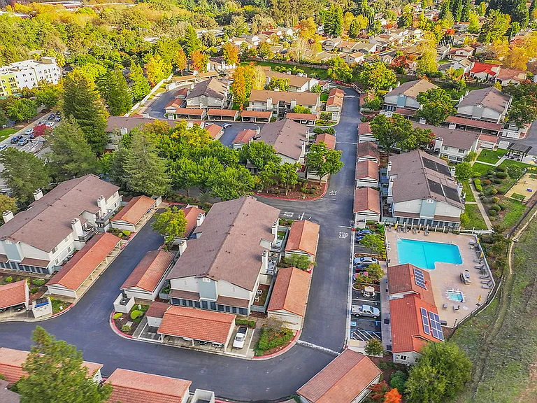 Foothill - Twin Creeks Condos — Photo 25