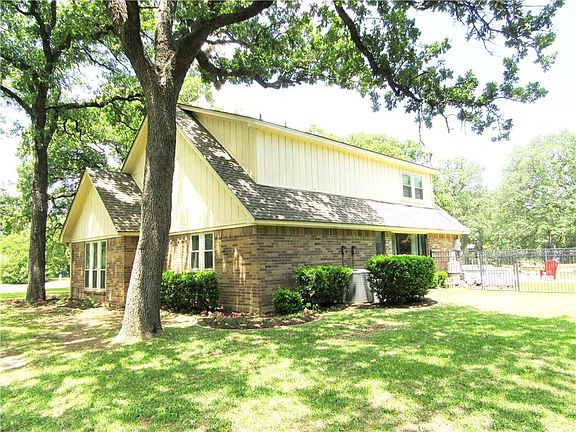 2nd image of 3609 Lynchburg Dr
