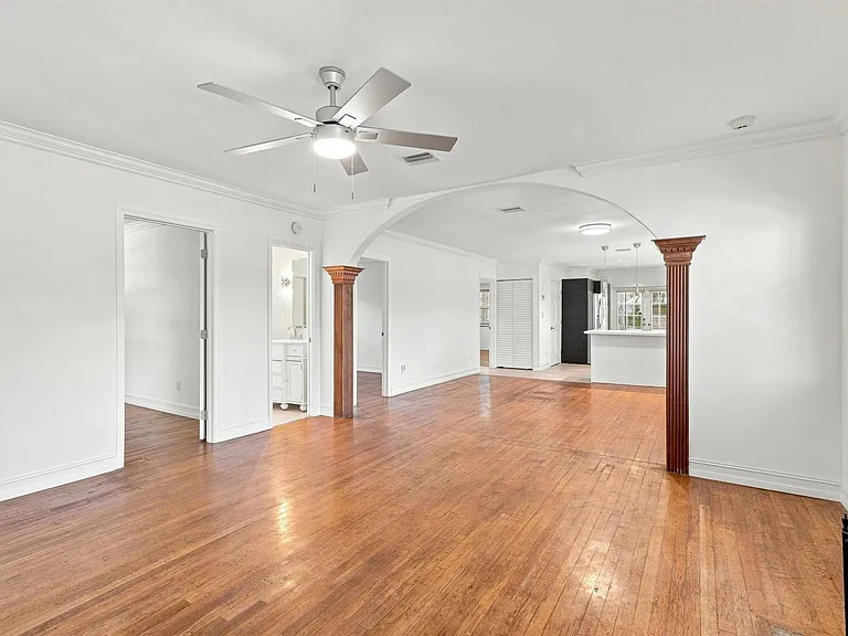 1658 Jackson St #1658 — Photo 4