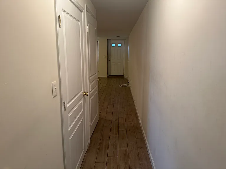 643 Tompkins Ave #1 — Photo 13