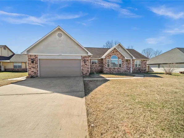 2443 Kasey Ave, Springdale, AR 72764