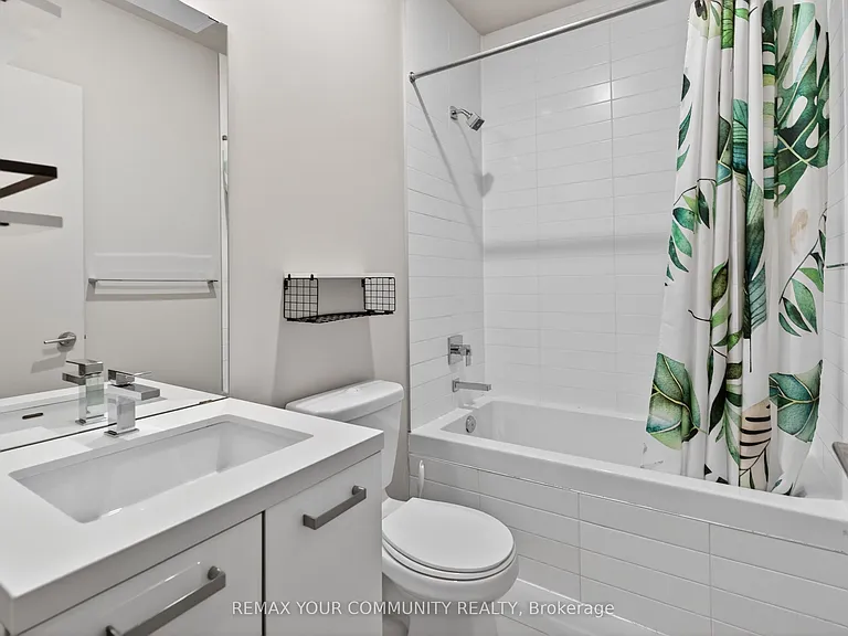 11 Charlotte St #204 — Photo 21