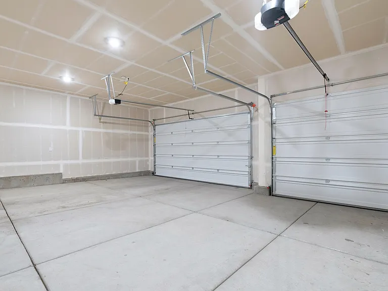 3 car garage