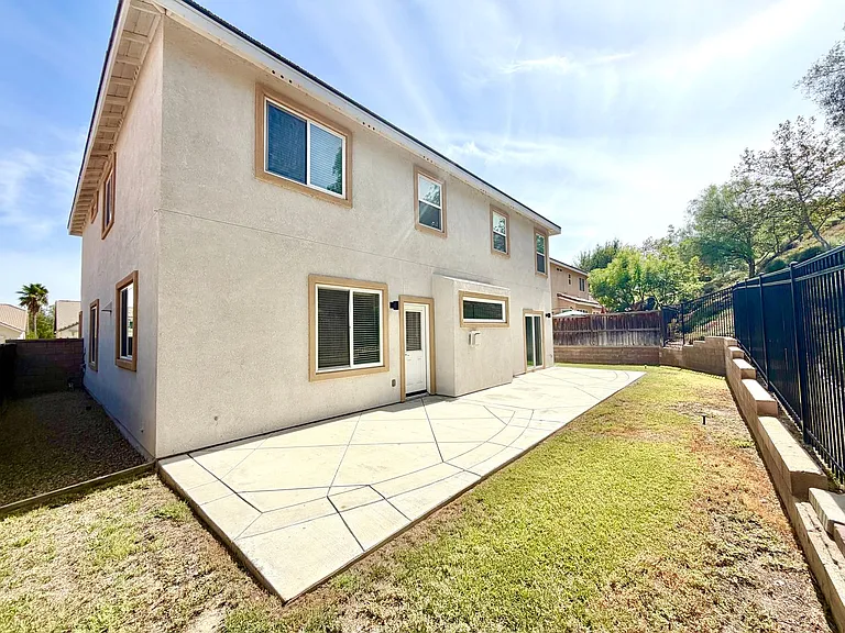 24850 Sunset Vista Ave — Photo 34