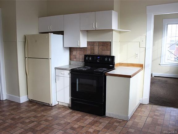 3rd image of 1396 Dixwell Ave #2