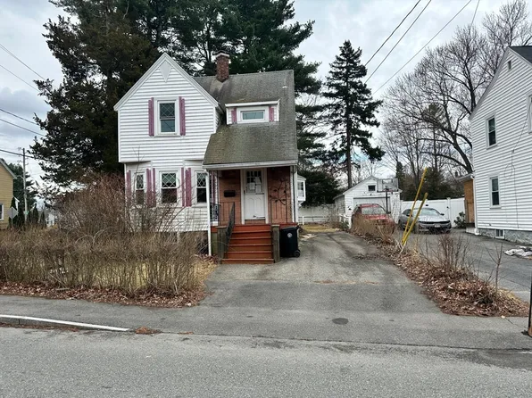 2 Water St, Stoughton, MA 02072