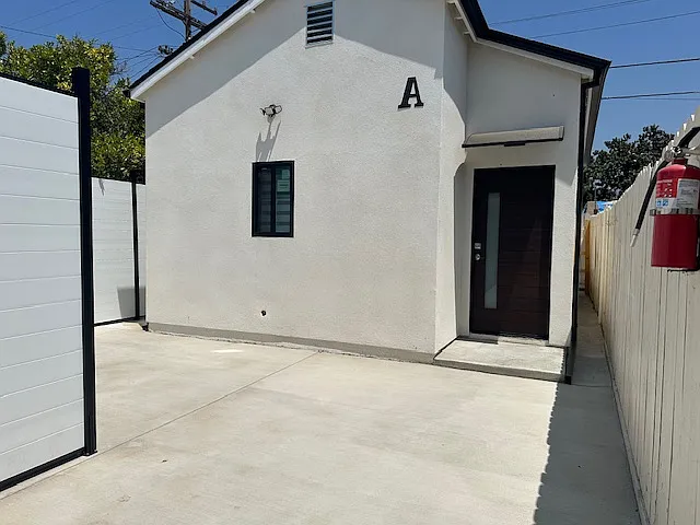519 Oak St #A — Photo 10