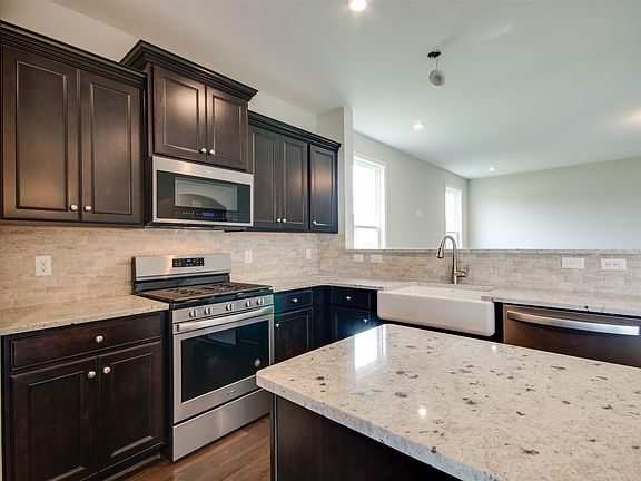 5th image of 3527 Kepeharm Ln #136-lot 136
