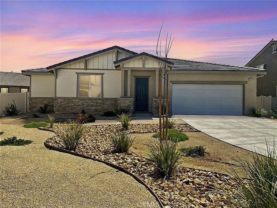 1st image of 38018 Coral Bell Cir