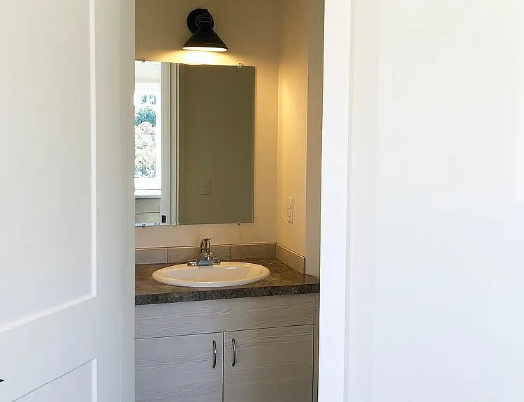 910 Adele Ave #A — Photo 16