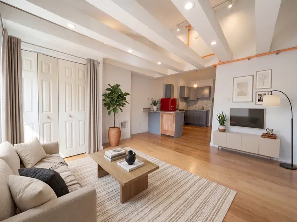 113 W Girard Ave, Philadelphia, PA