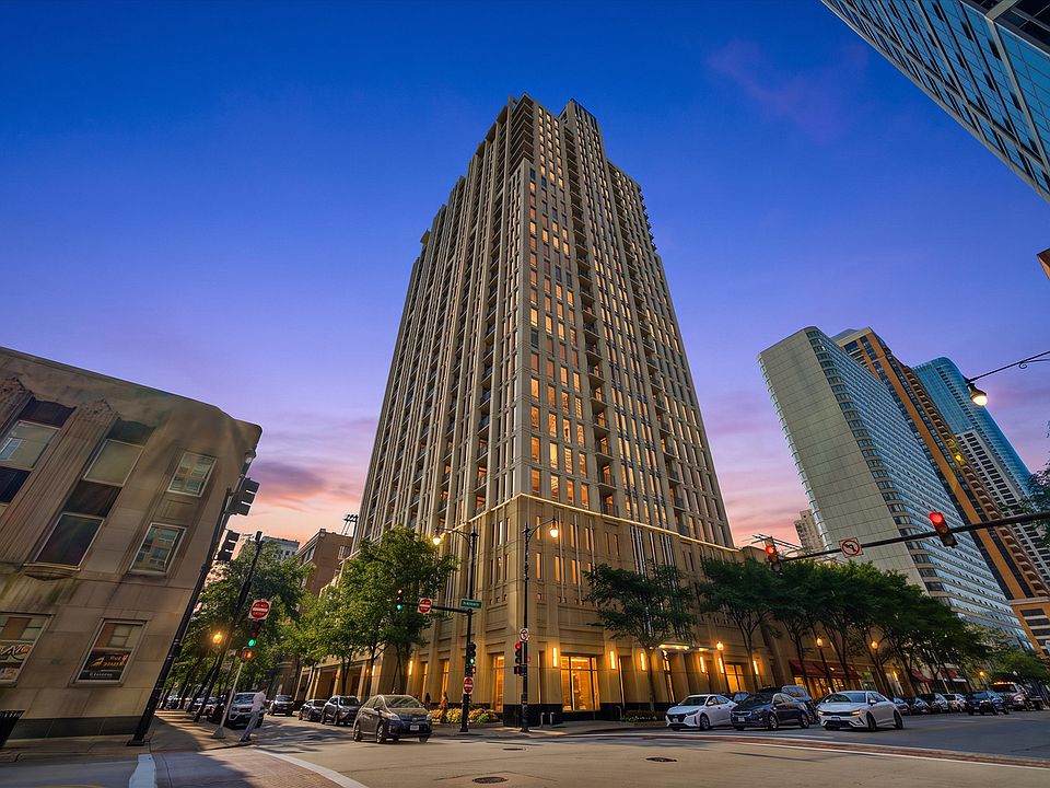 1st image of 1250 S Michigan Ave APT 1009