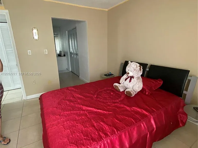 1755 W 60th St #D310 — Photo 15