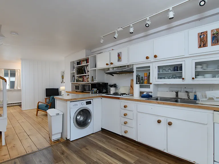 76 Sugarbush Village Dr #6 — Photo 10