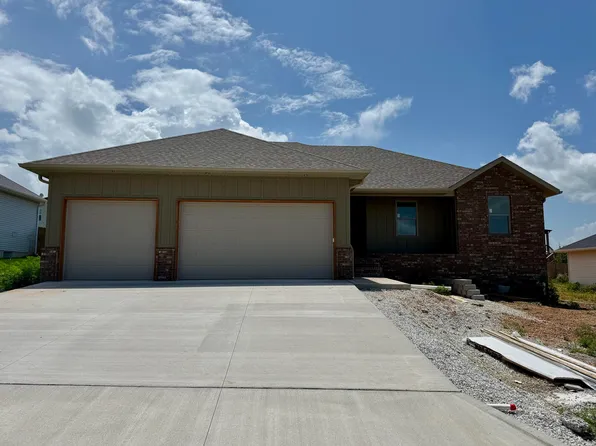 2608 W Pigeon Drive, Ozark, MO 65721