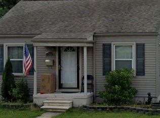 17432 Roseville Blvd, Roseville, MI 48066