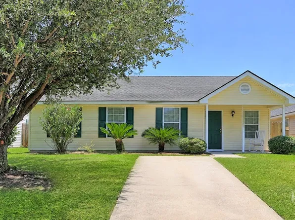 67 Cordage Circle, Port Wentworth, GA 31408