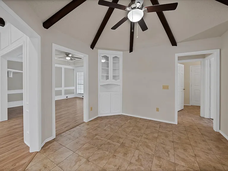 4316 Hartford Dr — Photo 21