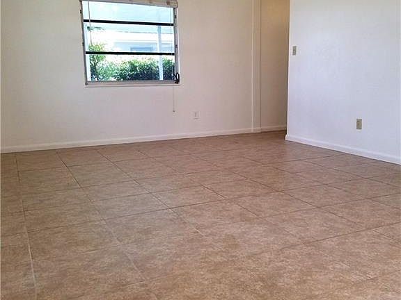 5th image of 51 Heath Aster Ln