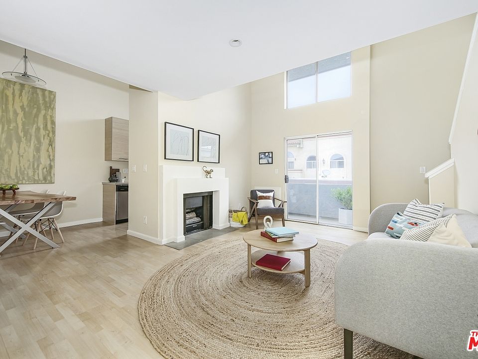 1st image of 2471 Sawtelle Blvd APT 202