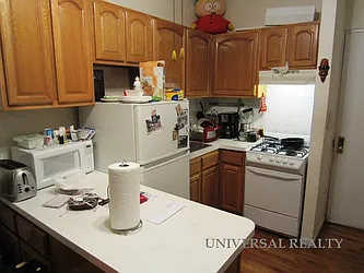 Rented by Universal Realty Group