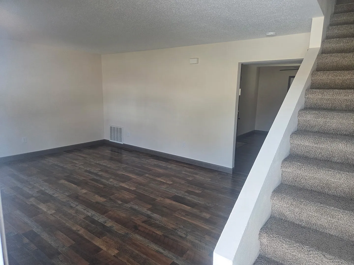 3 bed, 1.5 bath, $1,425 — Photo 3