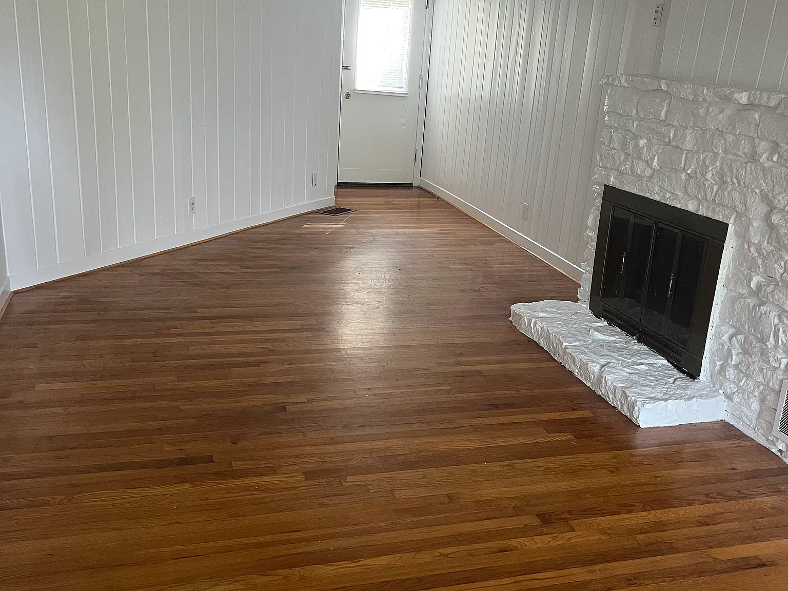 2 bed, 1000 sqft, $1,295 — Photo 1