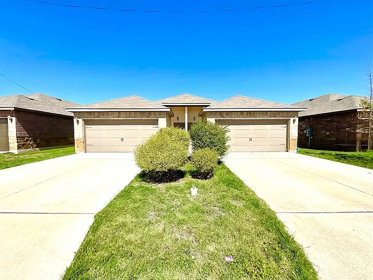2575 Pahmeyer Rd — Photo 4